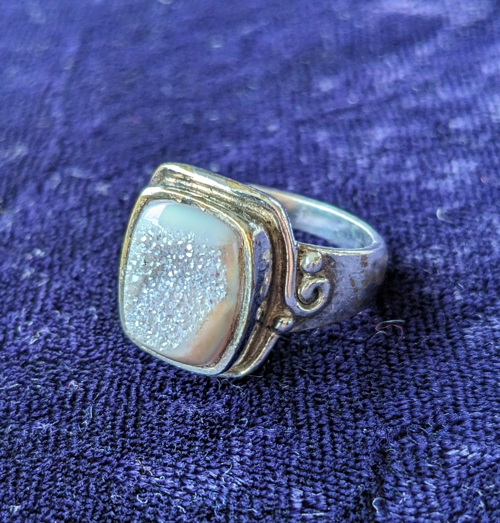 Designer Sajen Statement Ring With Natural Quartz Druzy, Size 7
